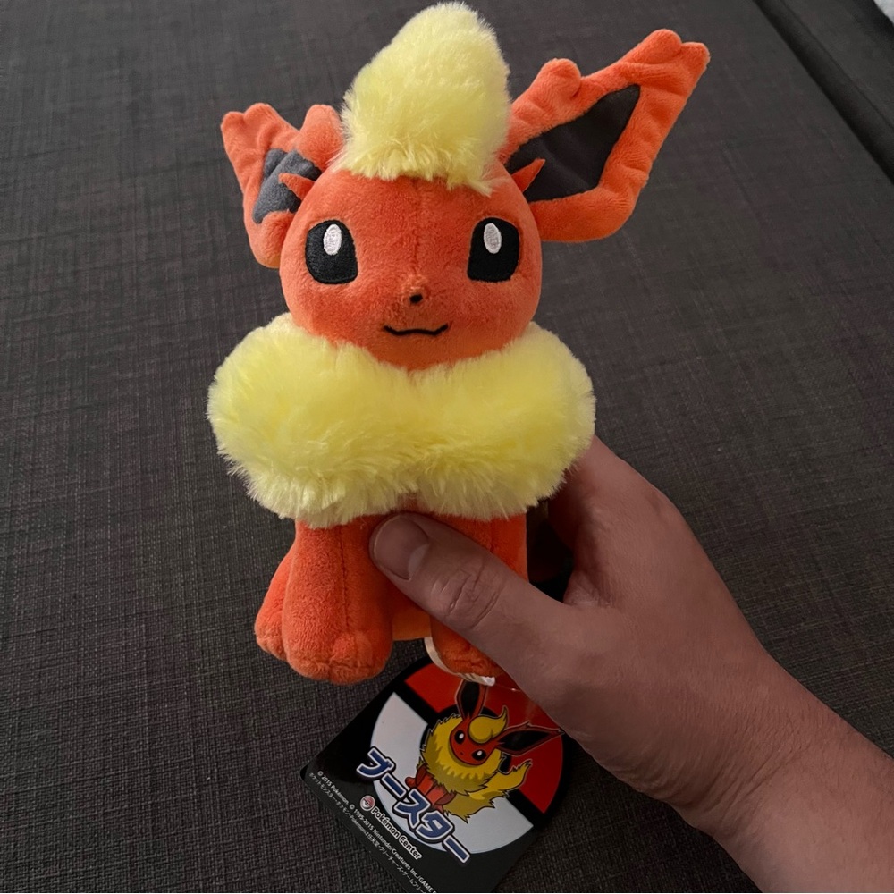 Pokemon Center Limited Flareon Eevee‎ Collection Plush 20cm 2015 New with Tags